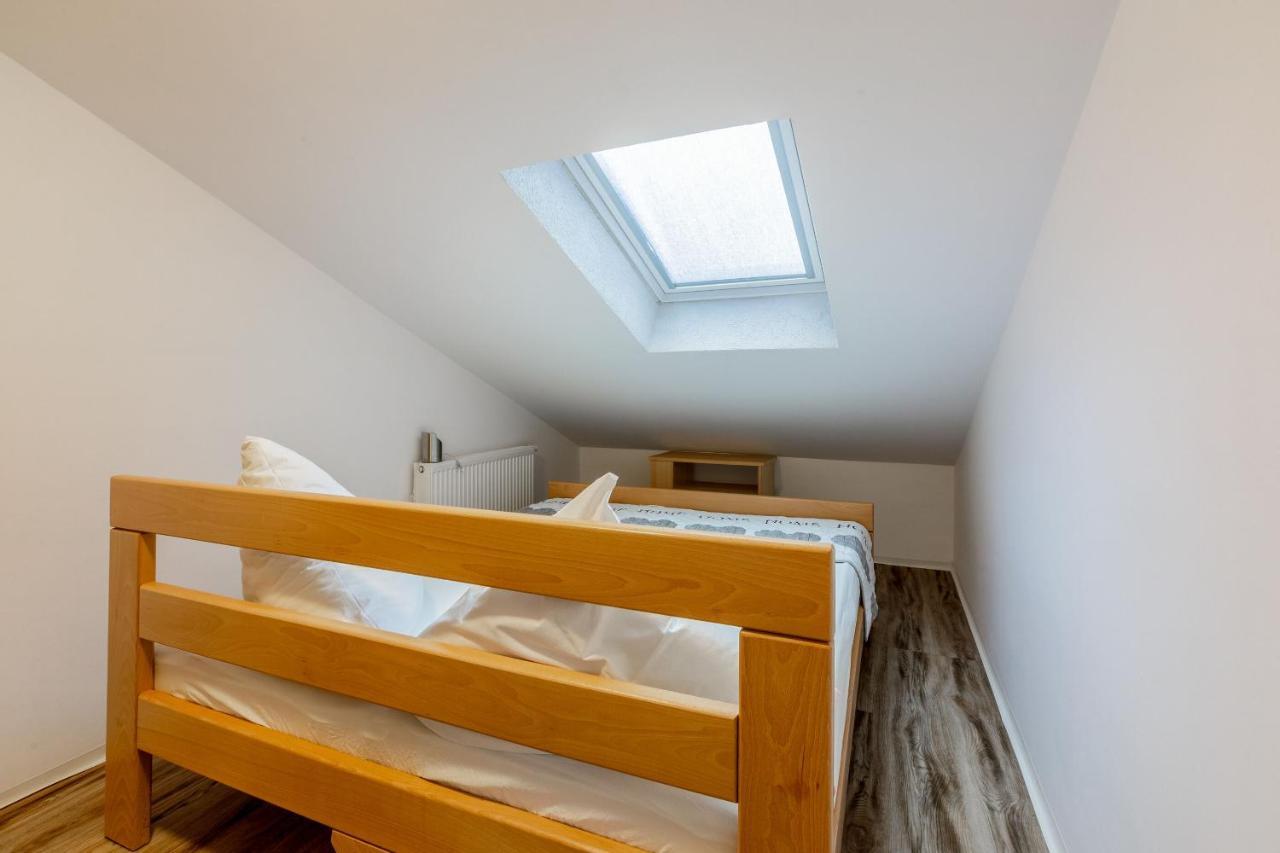 נובי ווינודולסקי Apartments Anita מראה חיצוני תמונה