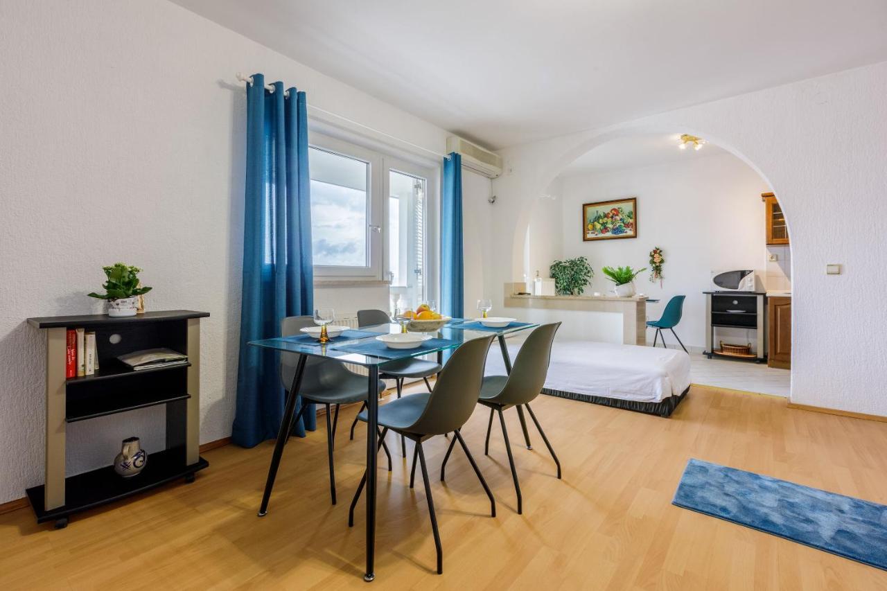 נובי ווינודולסקי Apartments Anita מראה חיצוני תמונה