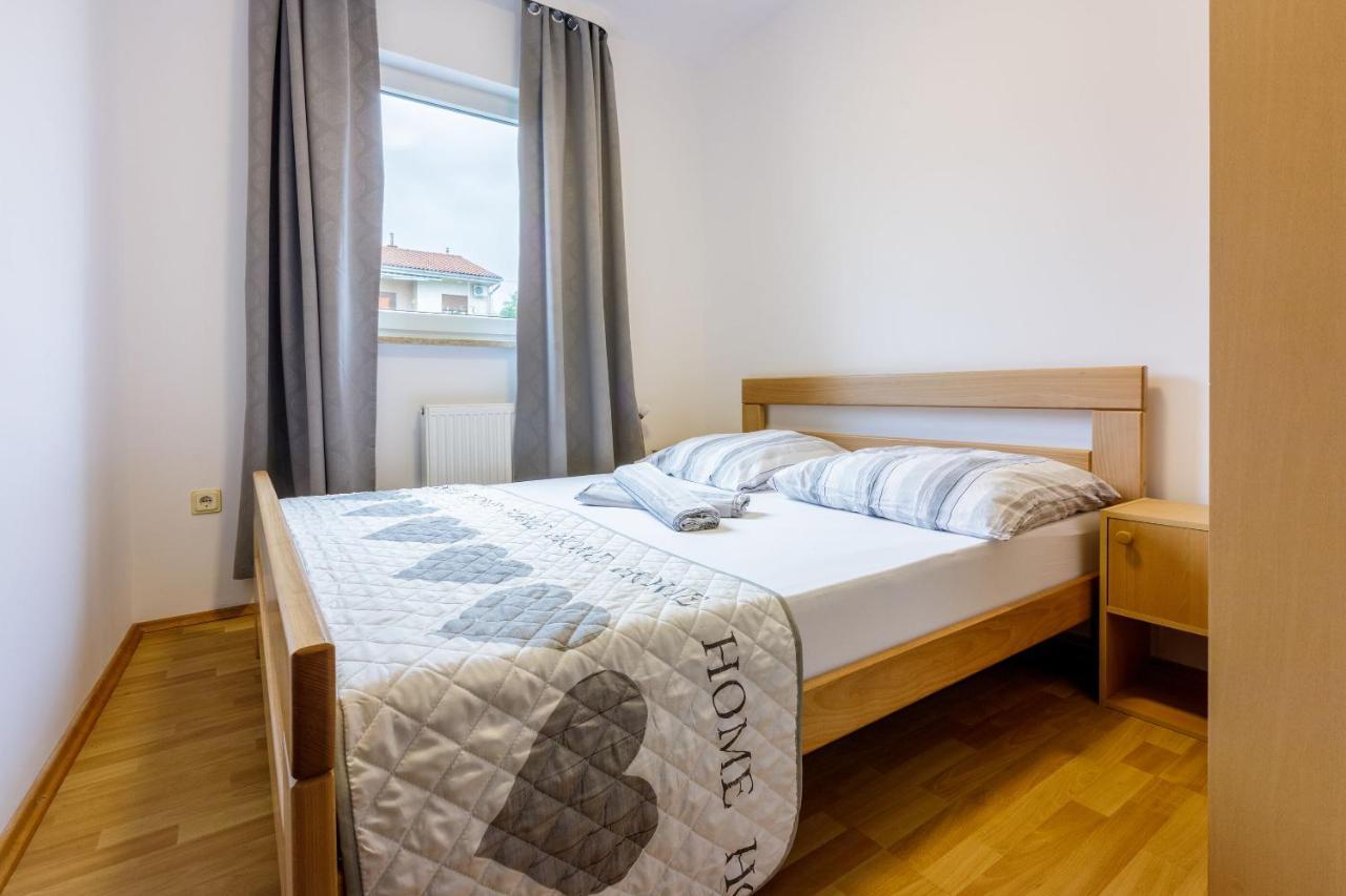 נובי ווינודולסקי Apartments Anita מראה חיצוני תמונה
